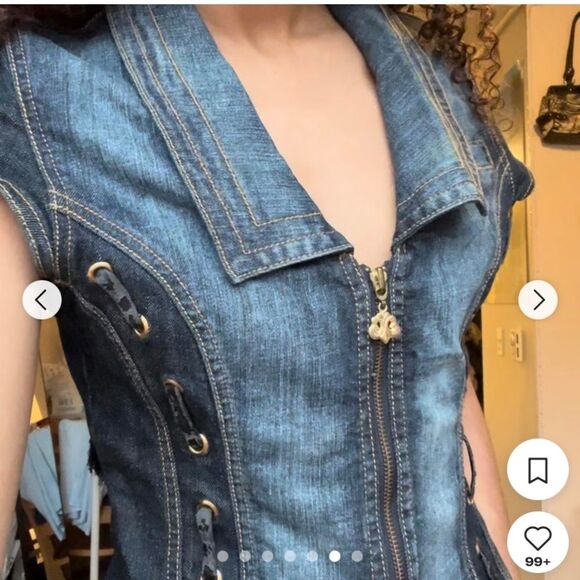 Dereon Blue Denim Vest with Zipper - Picture 9 of 10